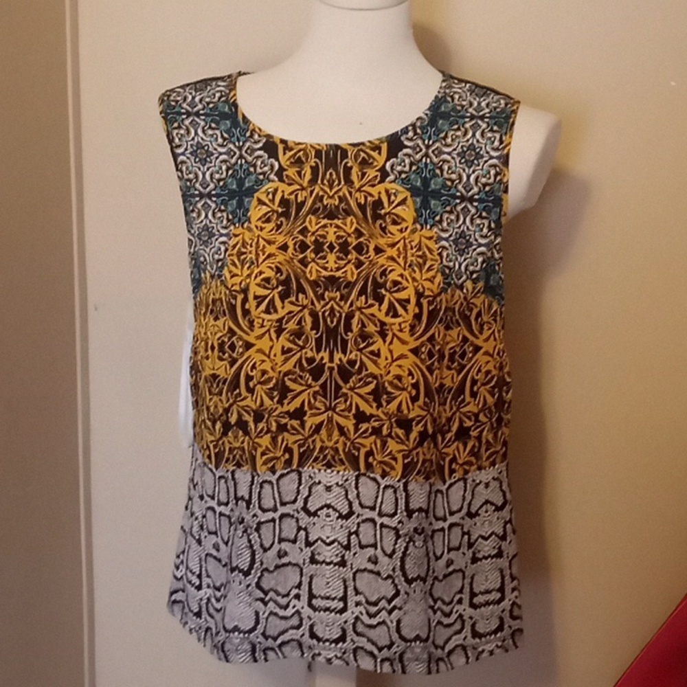 NWT Women's multi color tunic